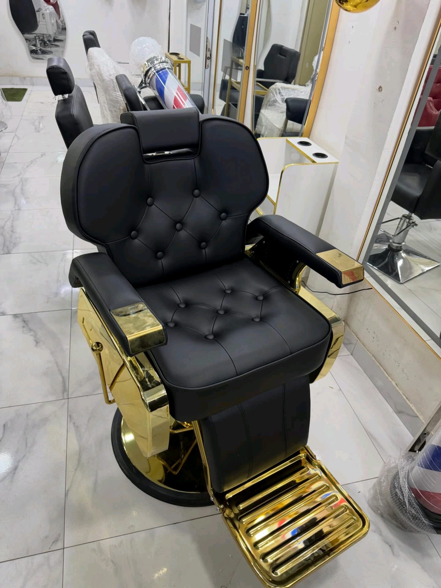 Executive Gold Barber Recliner